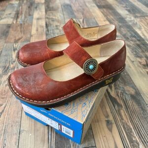 Brooks Addiction 11 size 8.5 wide shoes